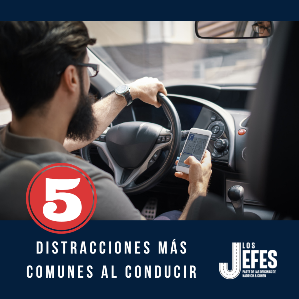 5 Distracciones más comunes al conducir